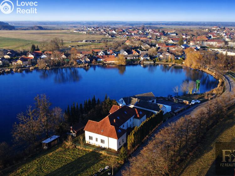 Продаж багатоквартирного будинку Želeč č. 47