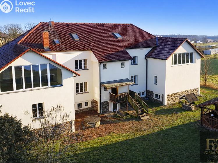 Продаж багатоквартирного будинку Želeč č. 2