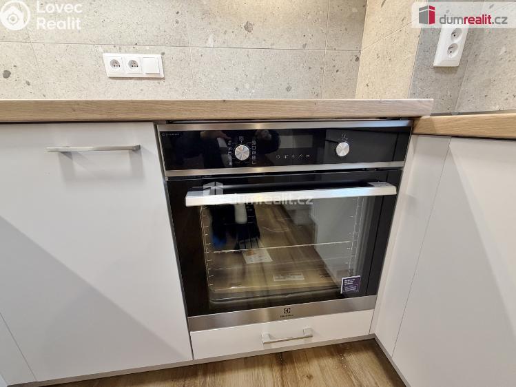 Prodej bytu 2+KK Praha 8, Kostřínská č. 5