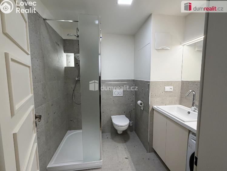 Prodej bytu 2+KK Praha 8, Kostřínská č. 11