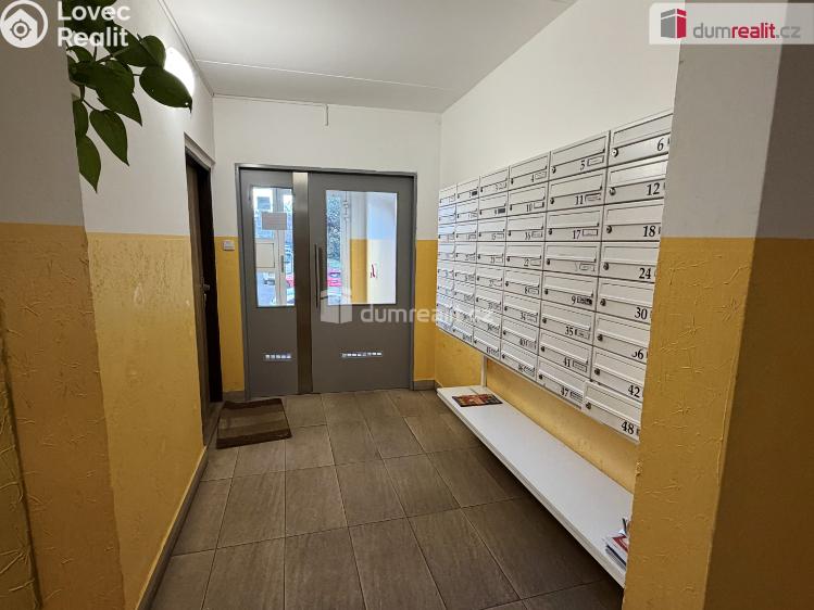 Prodej bytu 2+KK Praha 8, Kostřínská č. 18