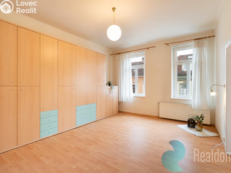 Prodej bytu 4+1 České Budějovice, Jírovcova č. 12