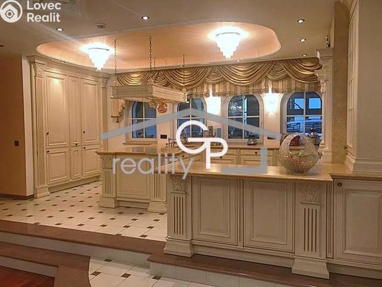 Sale villa Včelná, tř. 5. května č. 3