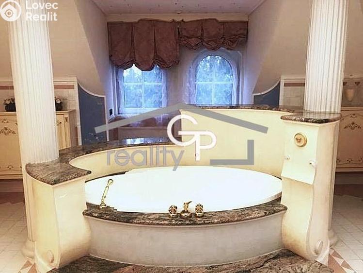 Sale villa Včelná, tř. 5. května č. 10