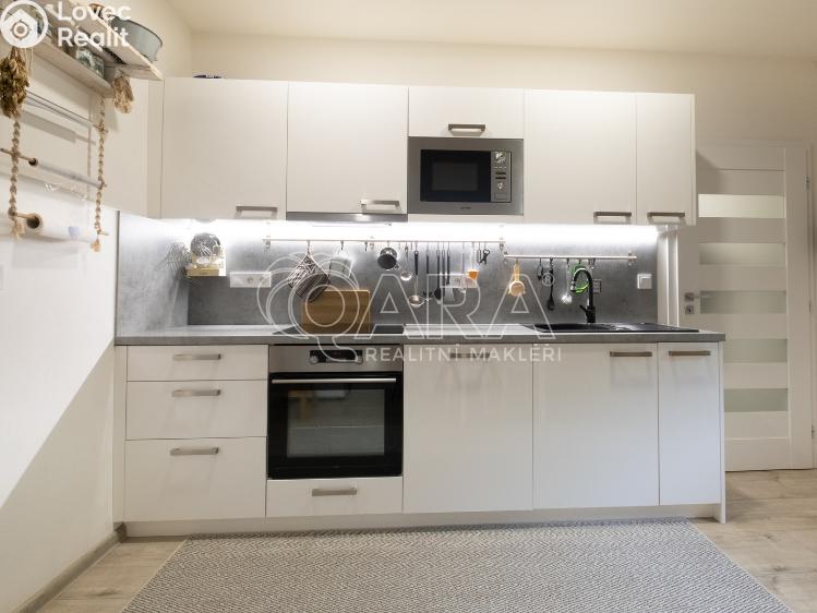 Prodej bytu 2+1 Cerhenice č. 5