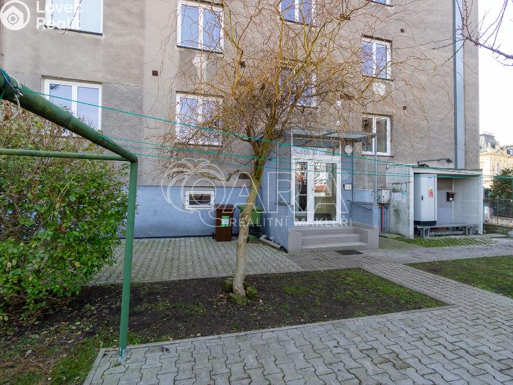 Prodej bytu 3+1 Brandýs nad Labem-Stará Boleslav, Komenského nám. 1414/2 č. 19