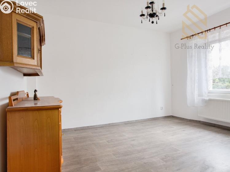 Prodej rodinného domu Libochovany č. 12