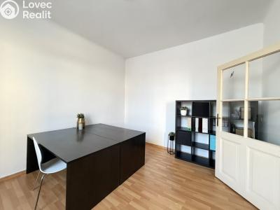 Rent office space Pardubice, třída Míru 71 č. 5