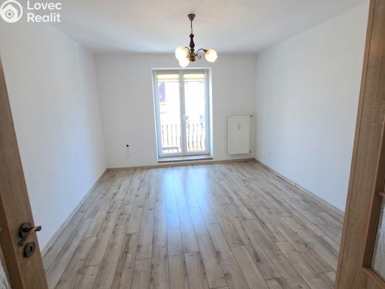 Pronájem bytu 2+1 České Budějovice, Kněžskodvorská č. 3