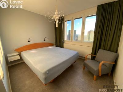 Pronájem bytu 3+1 Praha, Zárubova č. 2