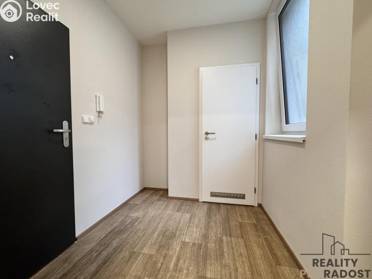 Rent apartment 2+KK Hodonín, Národní třída 301/26 č. 6