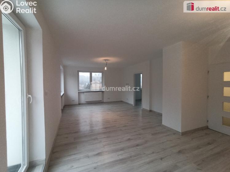 Pronájem bytu 2+1 Karlovy Vary, Lesní č. 24