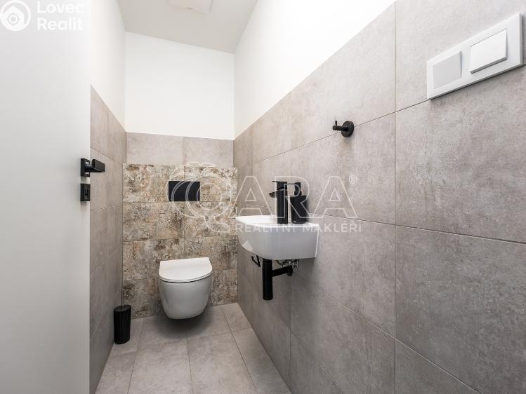 Pronájem bytu 3+KK Praha, Werichova 1145/33 č. 13