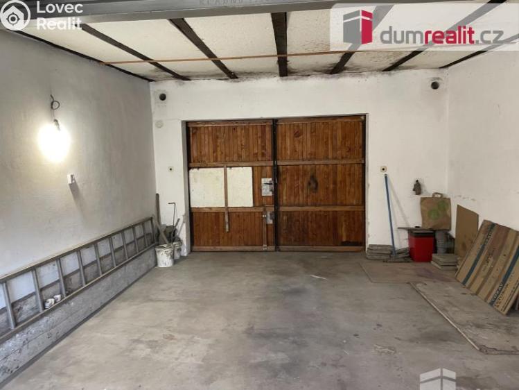 Pronájem garáže Luhačovice, V Drahách č. 8