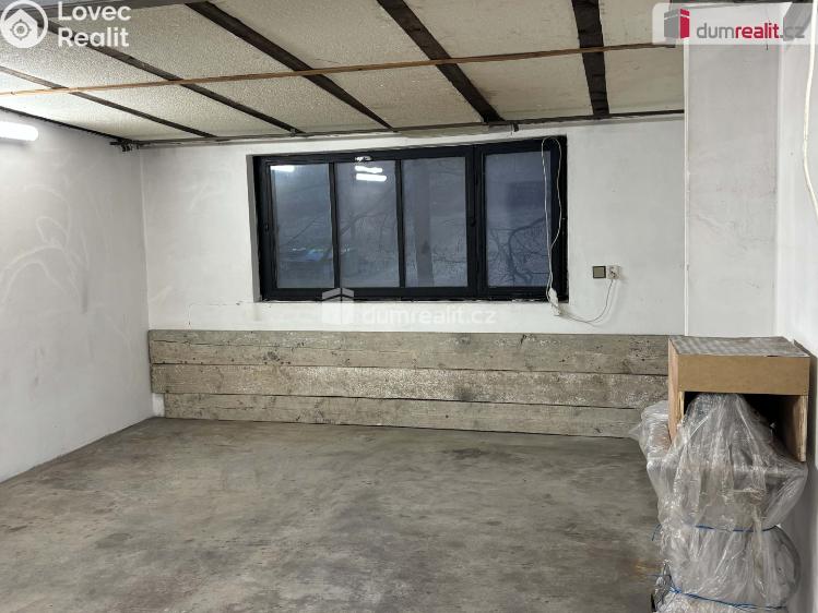 Pronájem garáže Luhačovice, V Drahách č. 32