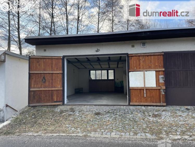 Pronájem garáže Luhačovice, V Drahách č. 7