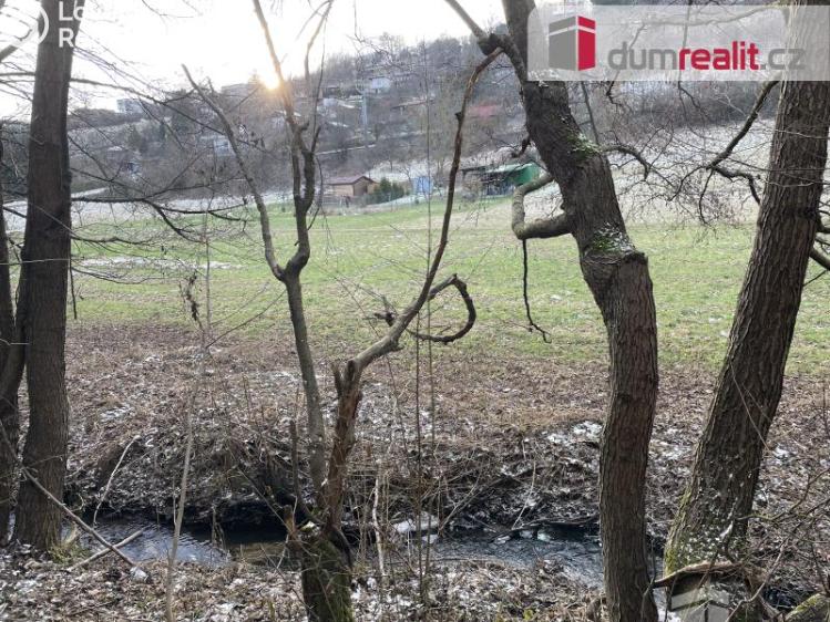 Pronájem garáže Luhačovice, V Drahách č. 21