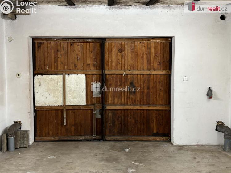 Pronájem garáže Luhačovice, V Drahách č. 23