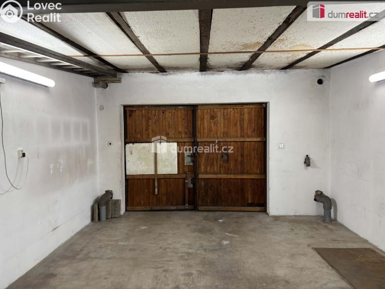 Pronájem garáže Luhačovice, V Drahách č. 24