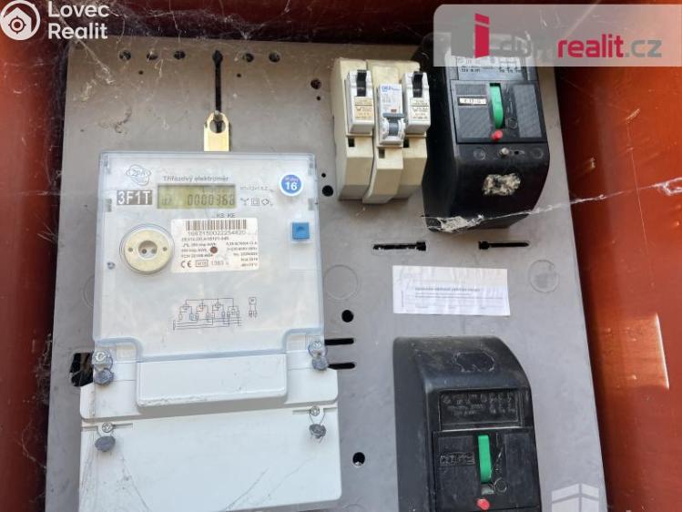 Pronájem garáže Luhačovice, V Drahách č. 19