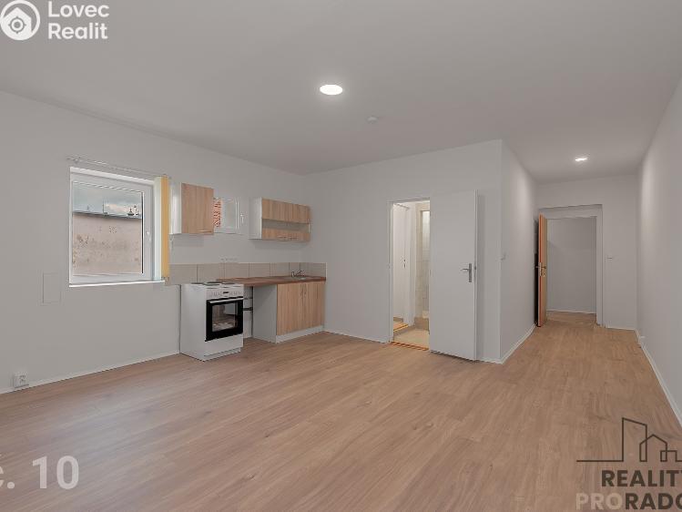 Rent apartment 2+1 Znojmo, Kollárova č. 2