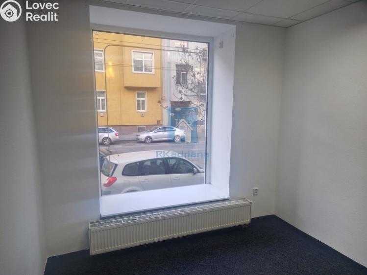 Rent commercial space Plzeň, Koterovská č. 4