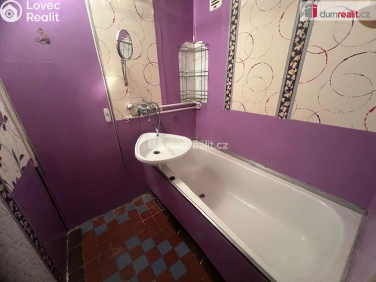 Pronájem bytu 3+KK Praha 9, Cvikovská č. 4