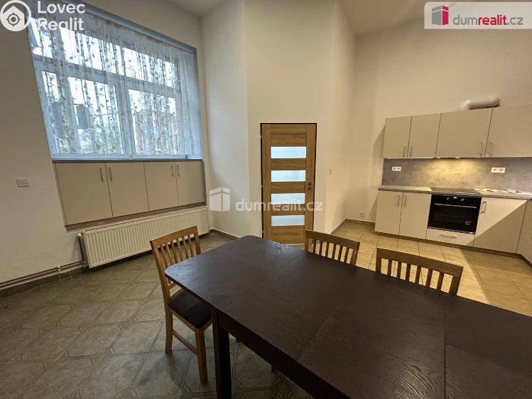 Rent apartment 2+KK Kolín, Ovčárecká č. 8