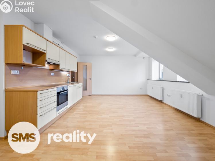 Pronájem bytu 1+KK Humpolec, Hálkova č. 2