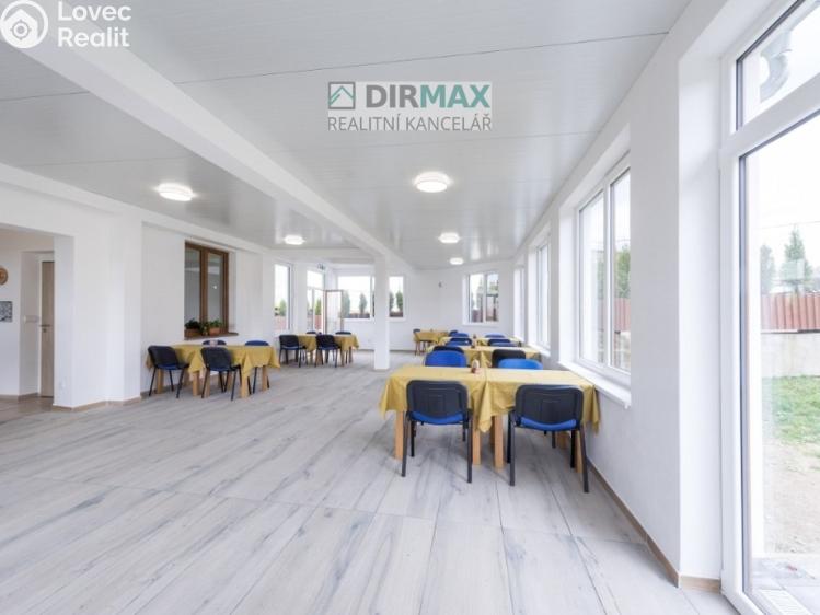 Rent office space Spálené Poříčí, Zámecká 601 č. 8