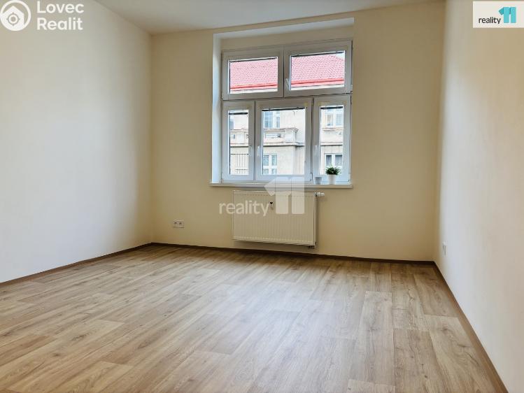 Pronájem bytu 3+KK Praha 3, Biskupcova č. 2