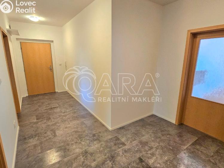 Pronájem bytu 3+KK Beroun, U Židovského hřbitova 1713 č. 6