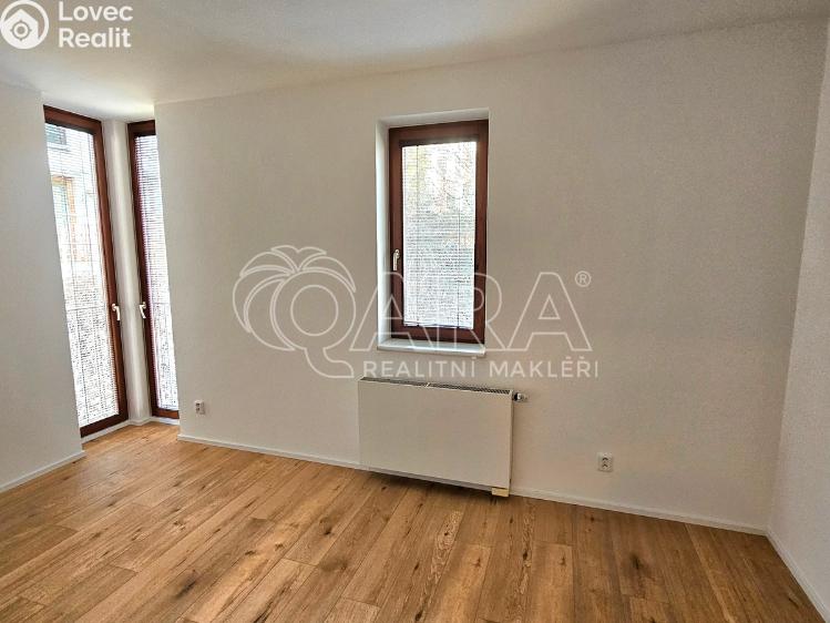 Pronájem bytu 3+KK Beroun, U Židovského hřbitova 1713 č. 7