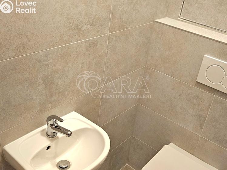 Pronájem bytu 3+KK Beroun, U Židovského hřbitova 1713 č. 19