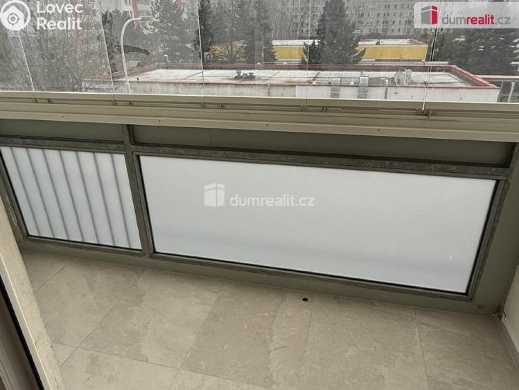 Pronájem bytu 3+KK Praha 12, Angelovova č. 6