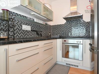 Prodej bytu 2+KK Praha, Na sádce č. 4