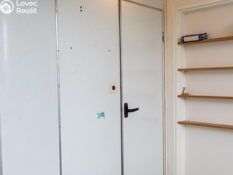 Pronájem bytu 2+1 České Budějovice, Větrná č. 11