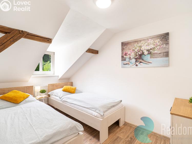 Sale hotel Rožmberk nad Vltavou č. 8