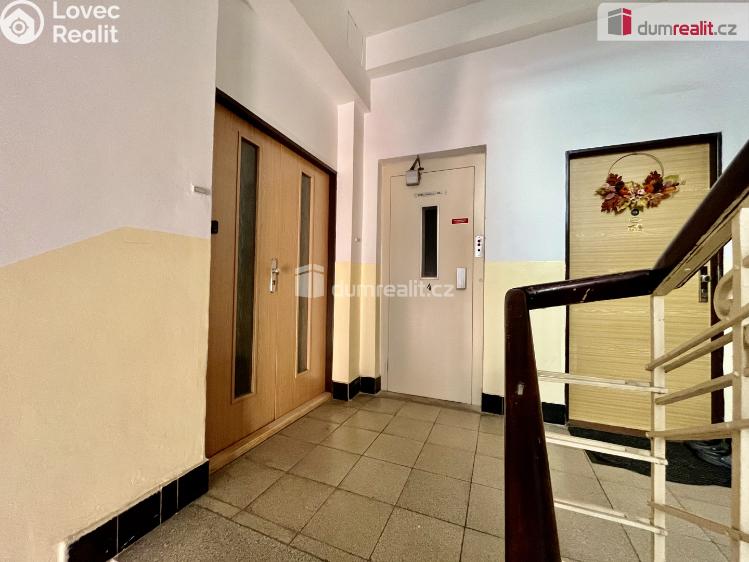 Prodej bytu 2+1 Karlovy Vary, Sokolovská č. 13