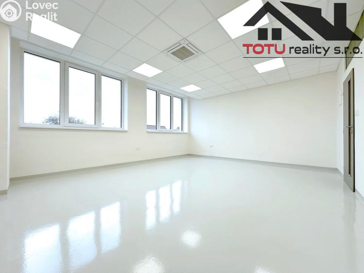 Rent office space Jaroměř, Jezbinská č. 4