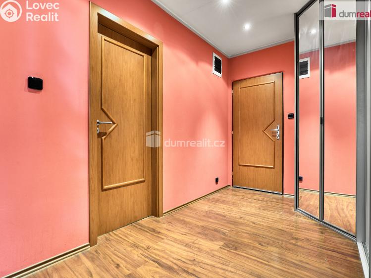 Prodej bytu 3+KK Nová Role, Pod Nádražím č. 14