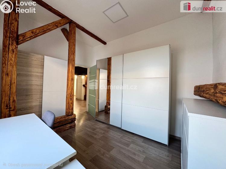 Pronájem bytu 3+KK Chomutov, Nerudova č. 8