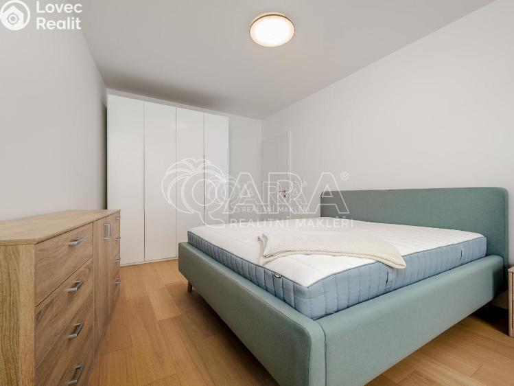 Pronájem bytu 3+KK Praha, Olgy Havlové č. 2