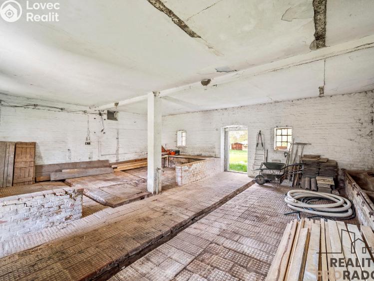 Продажа склада Holetín č. 6