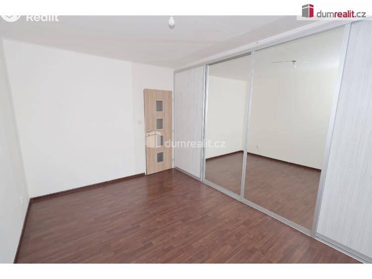 Pronájem bytu 3+1 Praha 6, Pod Královkou č. 21