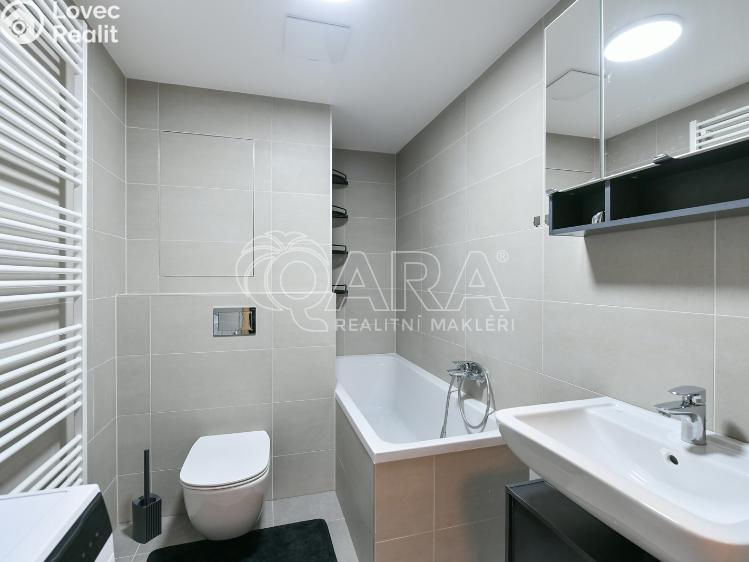 Pronájem bytu 1+KK Praha, Karla Guta 1673/3 č. 13