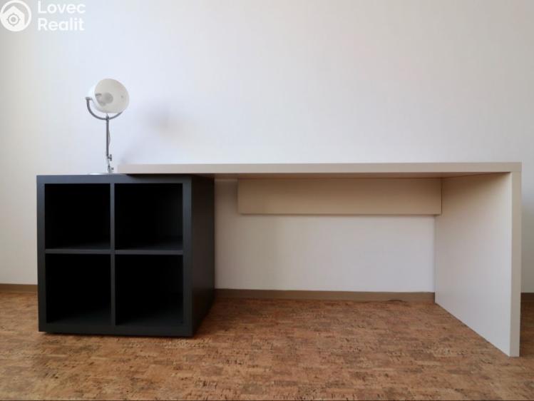 Pronájem bytu 1+KK Praha, Křížová č. 3