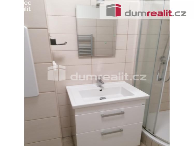 Pronájem bytu 2+1 Karlovy Vary, Janáčkova č. 26