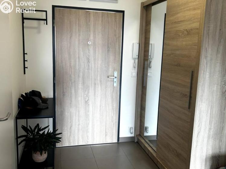 Pronájem bytu 2+KK Praha, Granitova č. 4