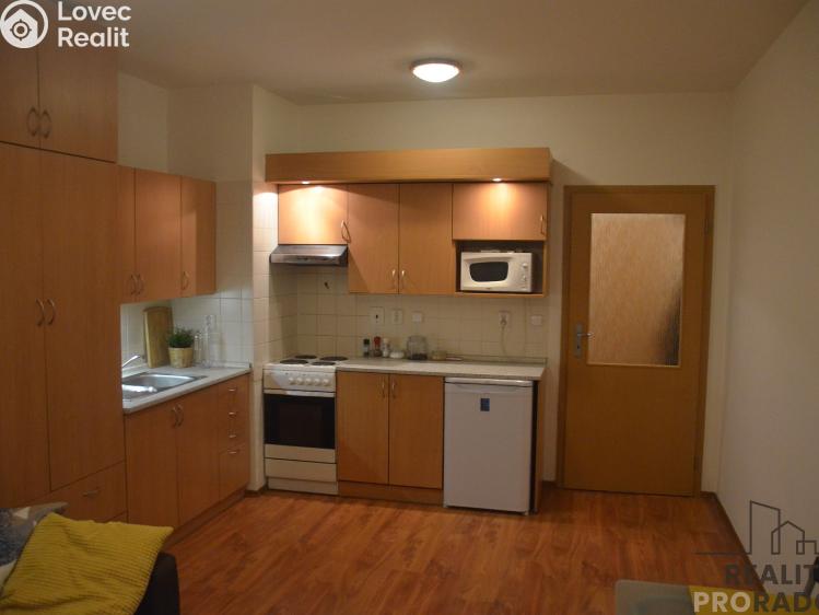 Оренда квартири 1+KK Brno, Zderadova č. 6